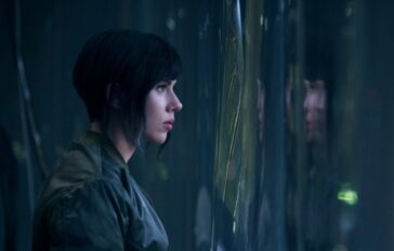 Scarlett Johansson as Motoko Kusanagi in Ghost In The Shell FIRST LOOK! 33 Scarlett Johansson Motoko Kusanagi 2017 5 624x397 1