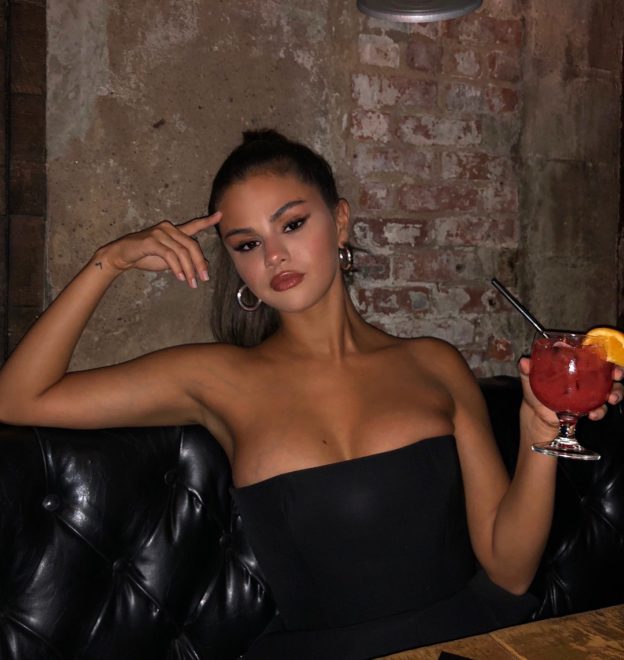 Selena Gomez Sexy The Fappening Pro 6 624x660 1