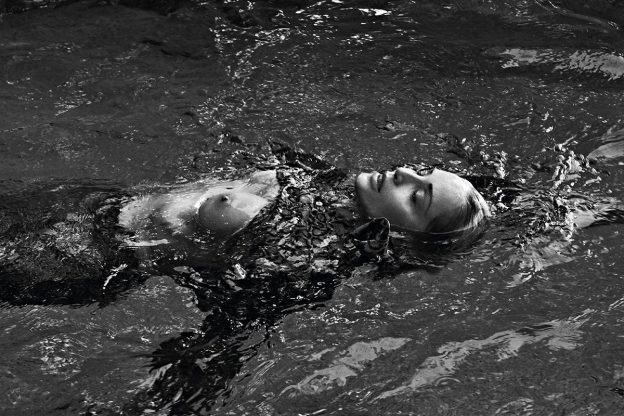 Sharon Stone Vogue Nude 3 624x416 1