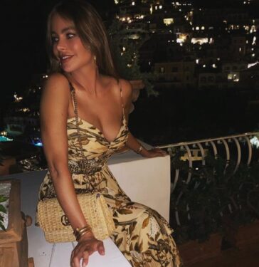 Sofia Vergara Sexy (2 Photos) 7 Sofia Vergara Sexy Independence Day 1 624x642 1