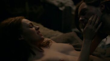 Sophie Skelton Nude Sexy 6 624x351 1