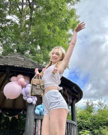 Sophie Turner Hot TheFappening.Pro 2 624x780 1