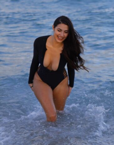 Tao Wickrath Sexy Tits 9 624x794 1