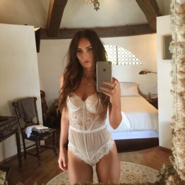 Megan Fox Sexy In Lingerie Photo 27 The Fappening Megan Fox Lingerie 624x624 1