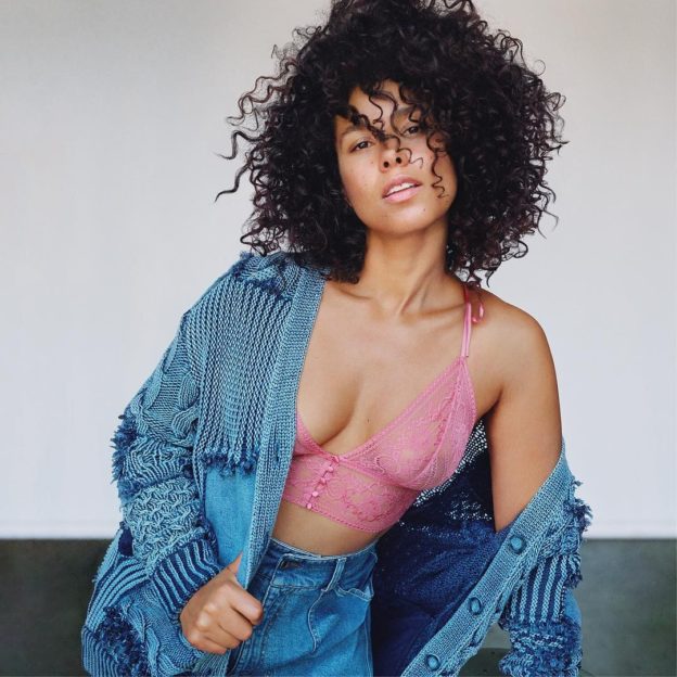 TheFappening Alicia Keys Sexy 1 624x624 1