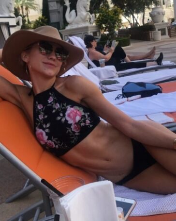 Chelsea Kane Sexy at the Pool (6 Photos) 22 TheFappening Chelsea Kane Sexy 2 624x780 1