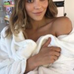 Katharine McPhee Sexy (2 Photos) 20 TheFappening Katharine McPhee Sexy 1 624x1109 1