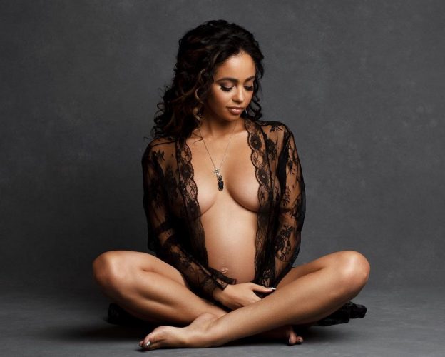 Vanessa Morgan Nude Pregnant TheFappening.Pro 6 624x500 1