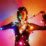 Victoria Justice Sexy Holiday Lights 7 624x416 1