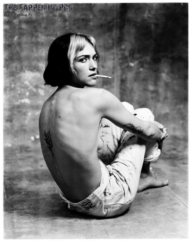Violett Beane Topless TheFappening.Pro 5 624x780 1