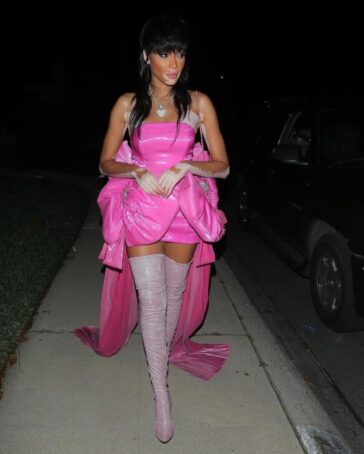 Winnie Harlow Barbie Look TheFappening.Pro 6 624x779 1