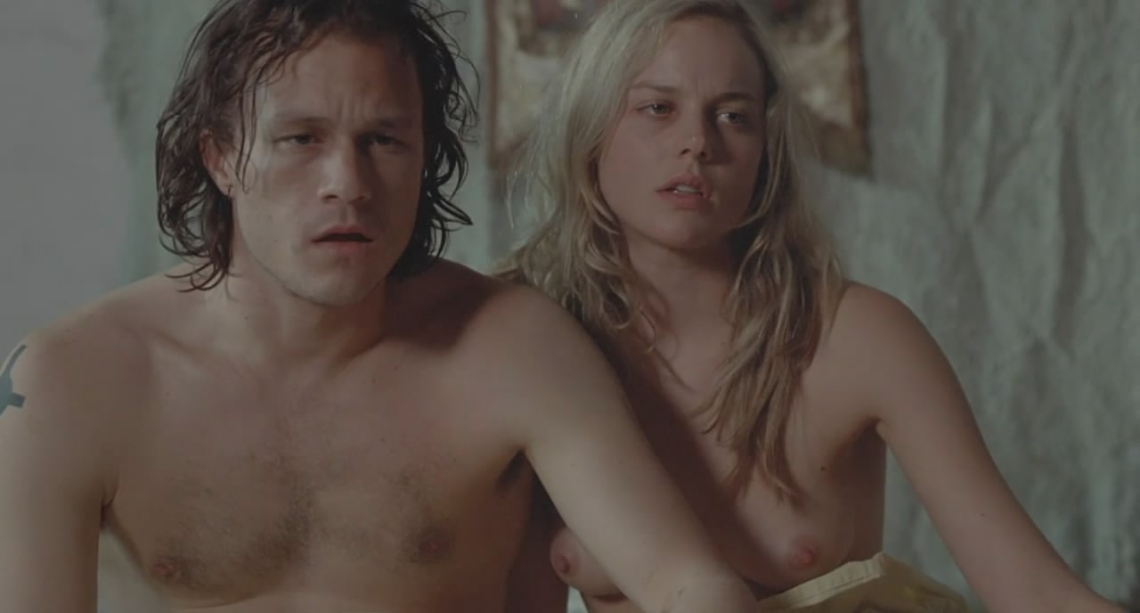 abbie-cornish-dusk-nude-sexy-3 abbie-cornish-dusk-nude-sexy-3
