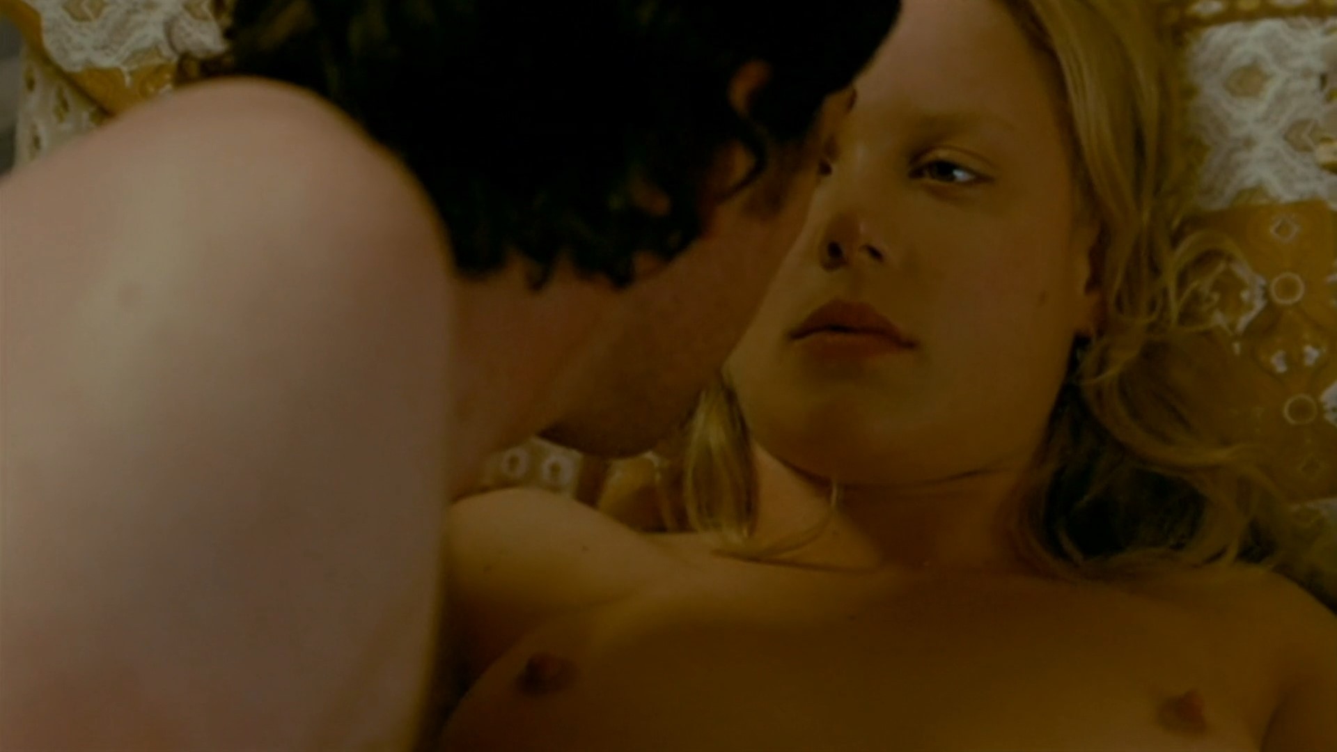 abbie-cornish-dusk-nude-sexy-75 abbie-cornish-dusk-nude-sexy-75
