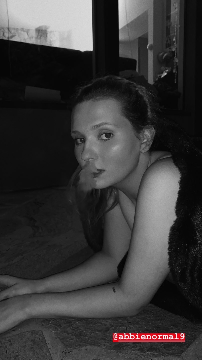 abigail-breslin-sexy-tits-the-fappening-pro-4 abigail breslin sexy tits the fappening pro 4