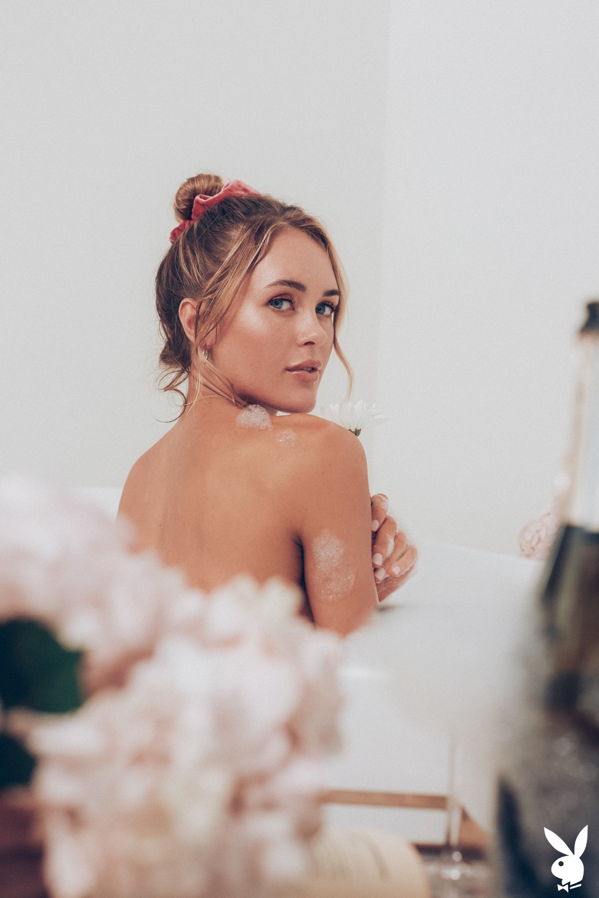 abigail-oneill-nude-6 abigail oneill nude 6