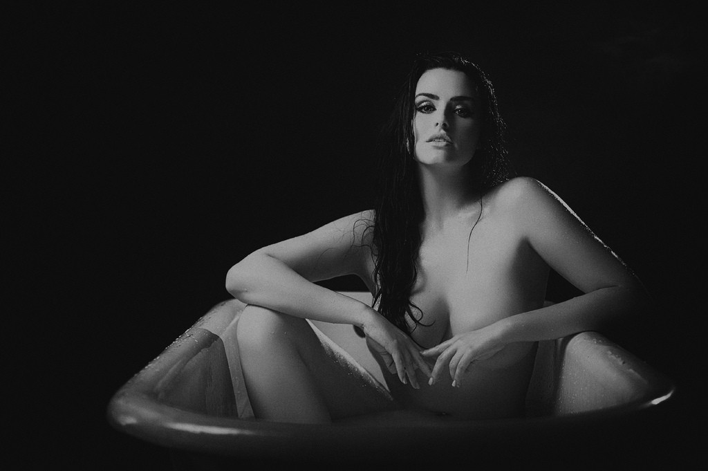 abigail-ratchford-nude-inthetube-3 abigail ratchford nude inthetube 3