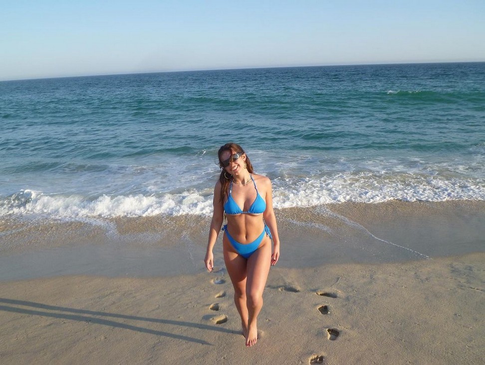 addison-rae-bikini-thefappening-cfd-23 Addison Rae Sexy In The Beach