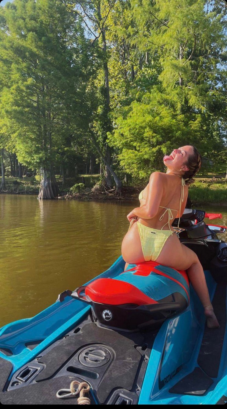 addison-rae-bikini-thefappening-cfd-5 addison rae bikini thefappening cfd 5