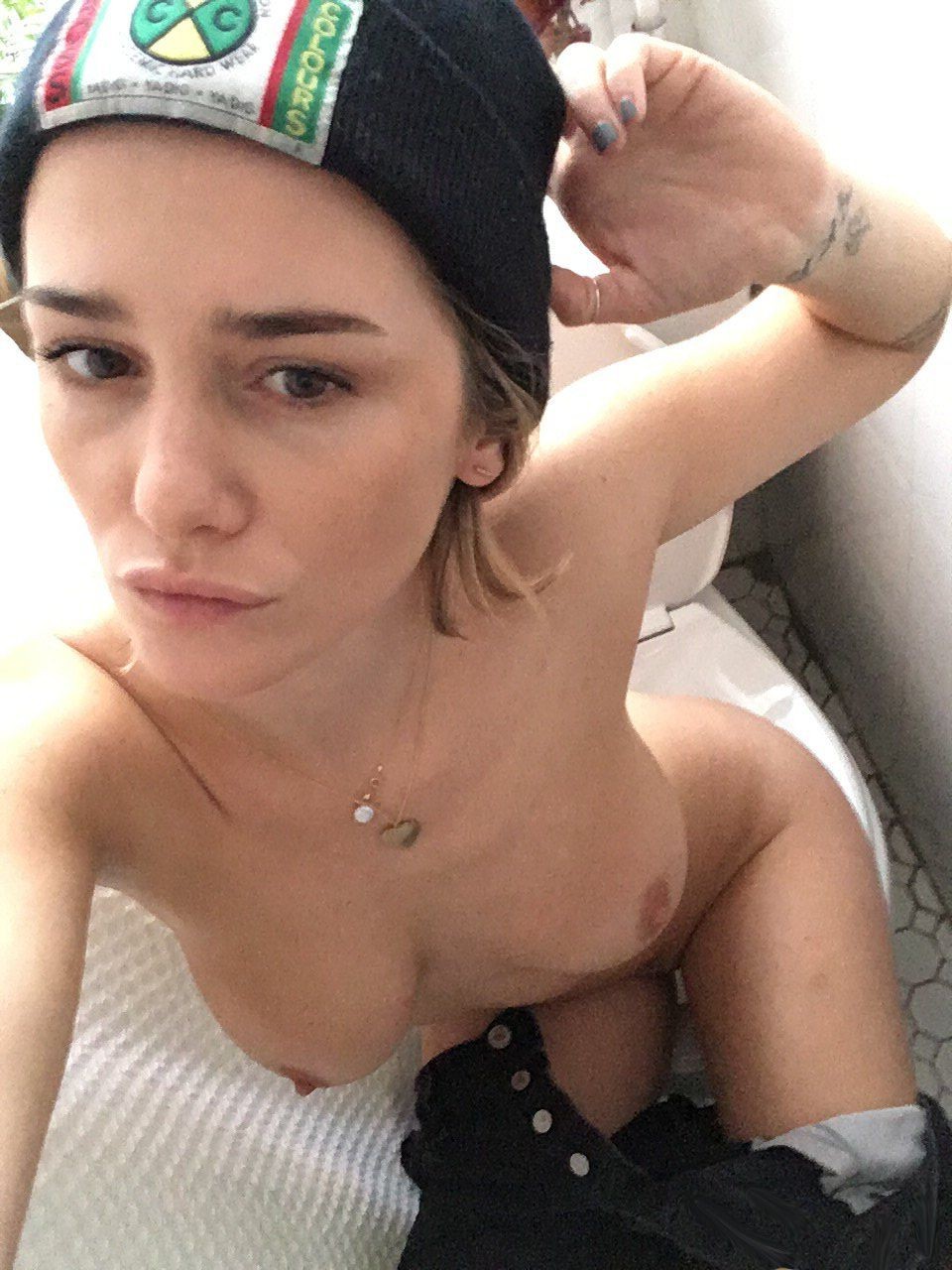 addison-timlin-41-leaked-fappening-2017 addison timlin 41 leaked fappening 2017