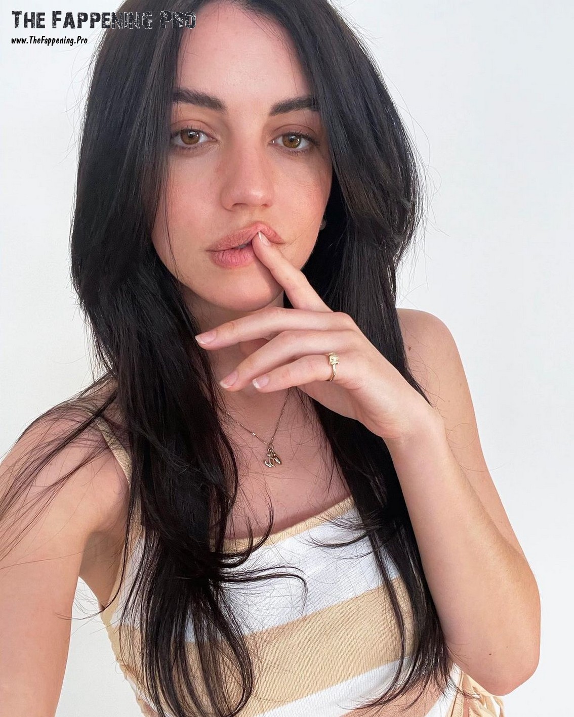 adelaide-kane-sexy-thefappening-cfd-37 adelaide kane sexy thefappening cfd 37