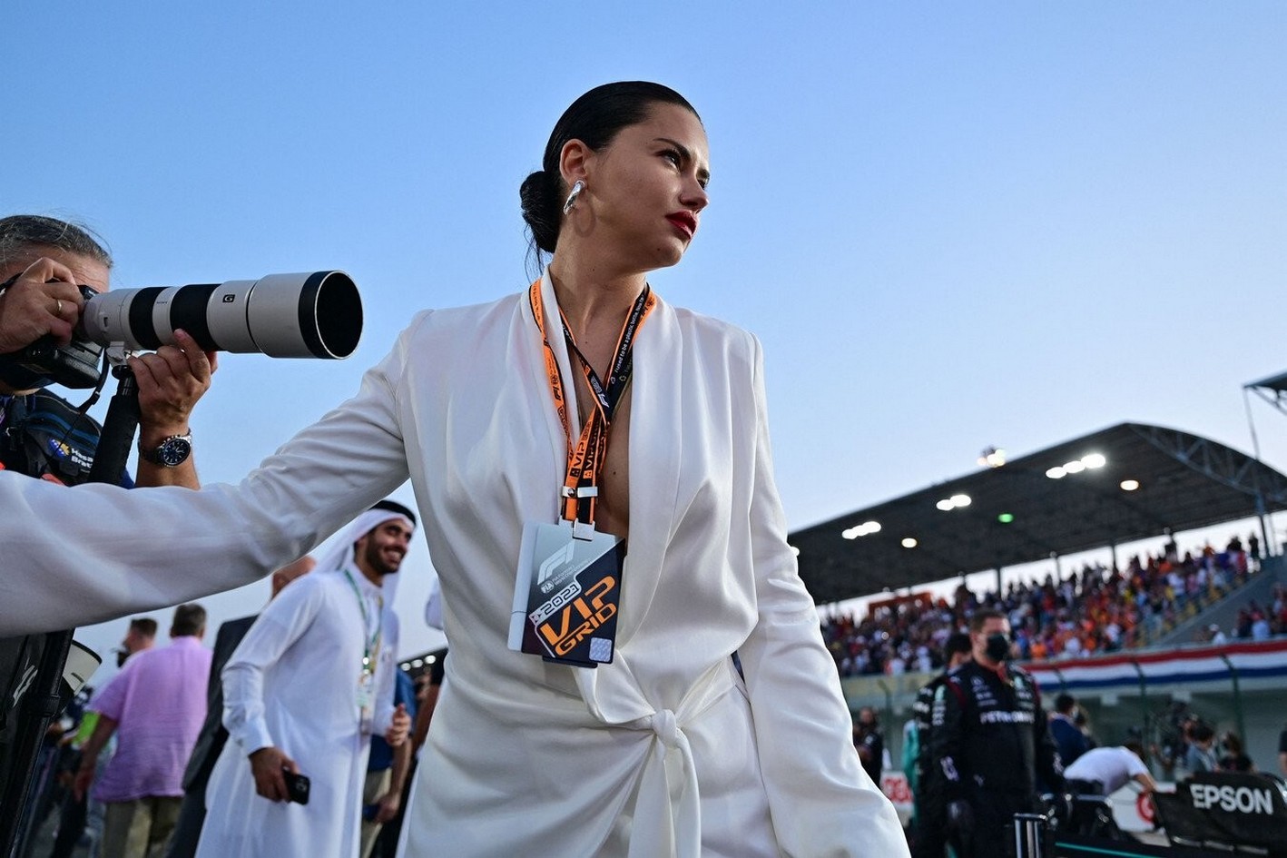 adriana-lima-braless-in-qatar-thefappening-cfd-24 Adriana Lima Braless Sideboobs In Qatar