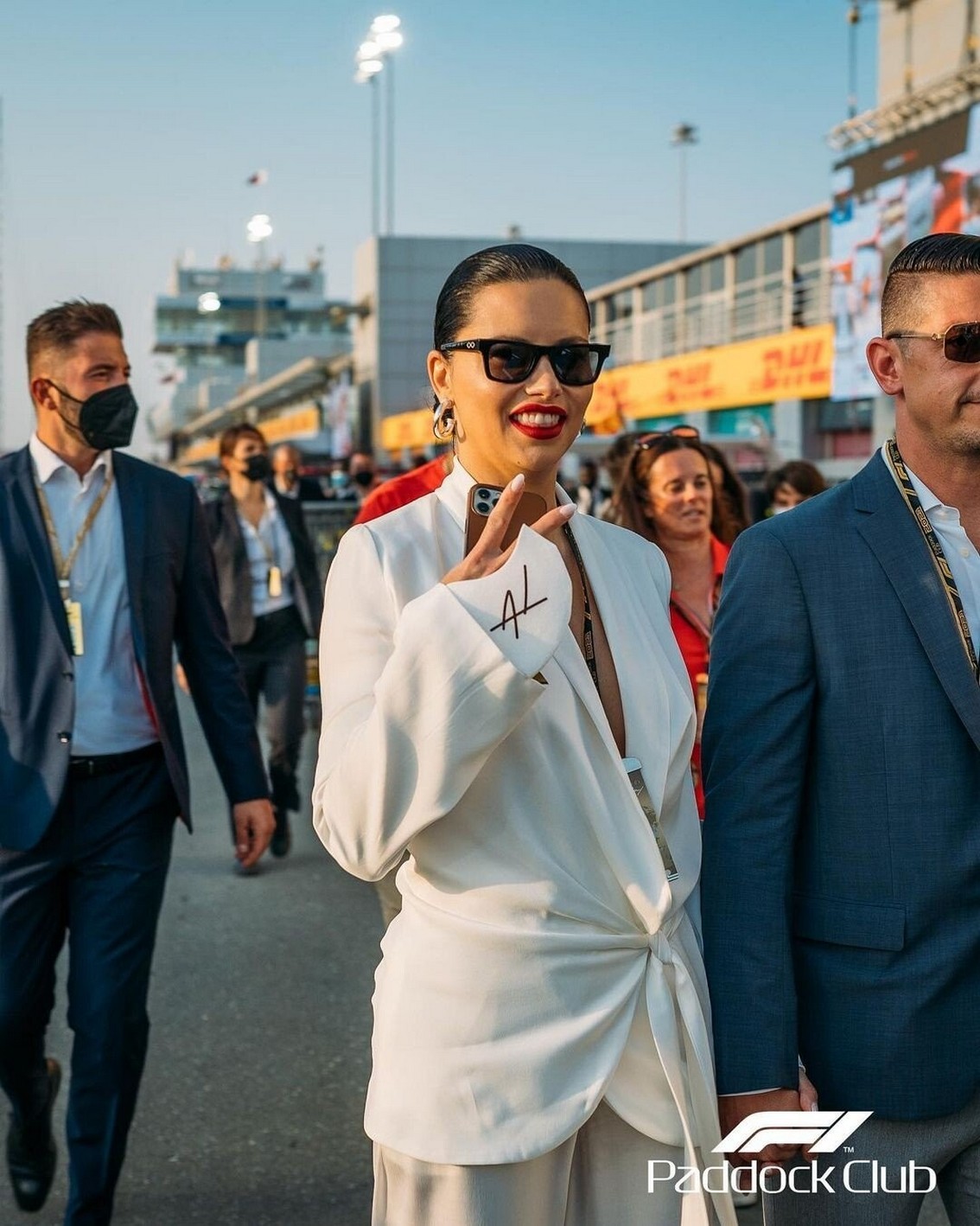 adriana-lima-braless-in-qatar-thefappening-cfd-9 adriana lima braless in qatar thefappening cfd 9