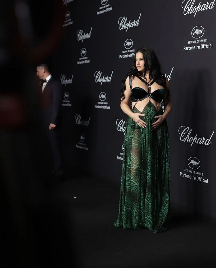 adriana-lima-pregnant-thefappening-cfd-11 adriana lima pregnant thefappening cfd 11
