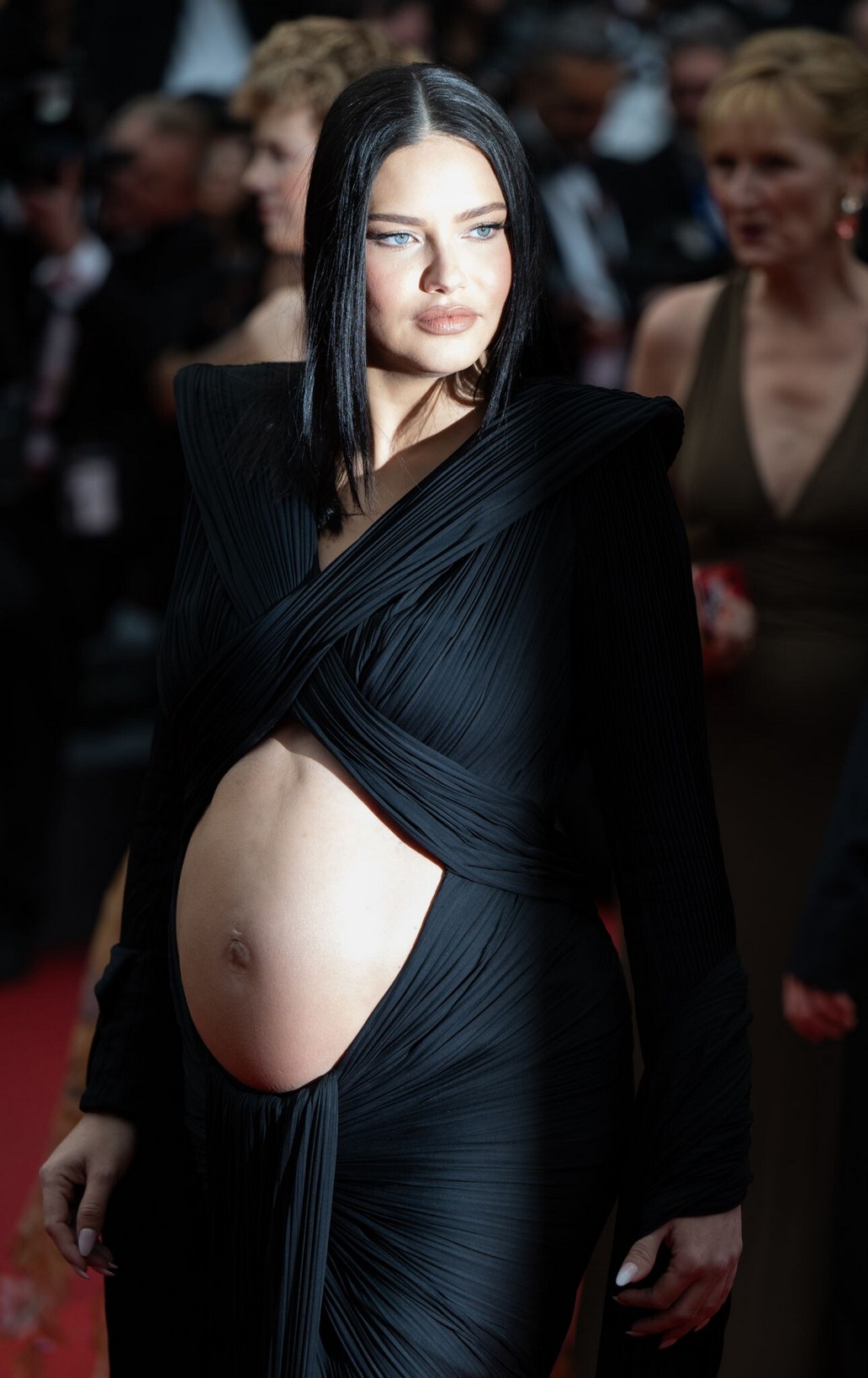 adriana-lima-pregnant-thefappening-cfd-14 Adriana Lima Preggo