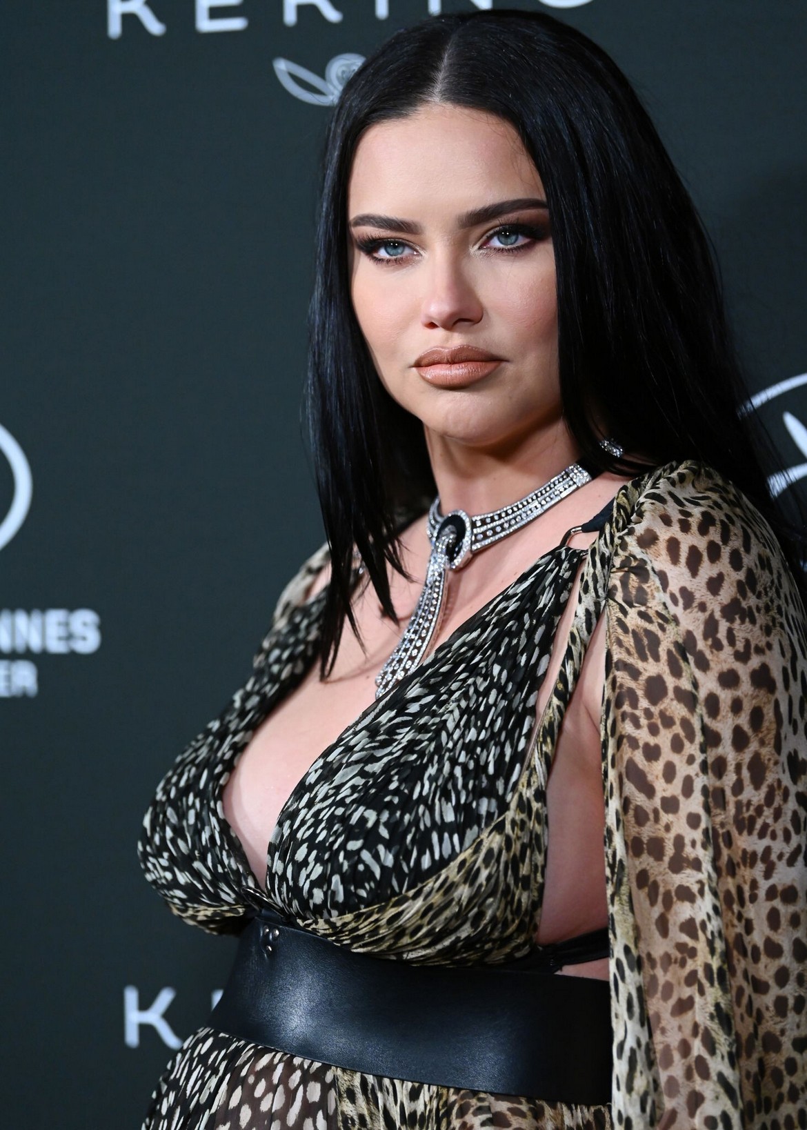 adriana-lima-pregnant-thefappening-cfd-18 adriana lima pregnant thefappening cfd 18