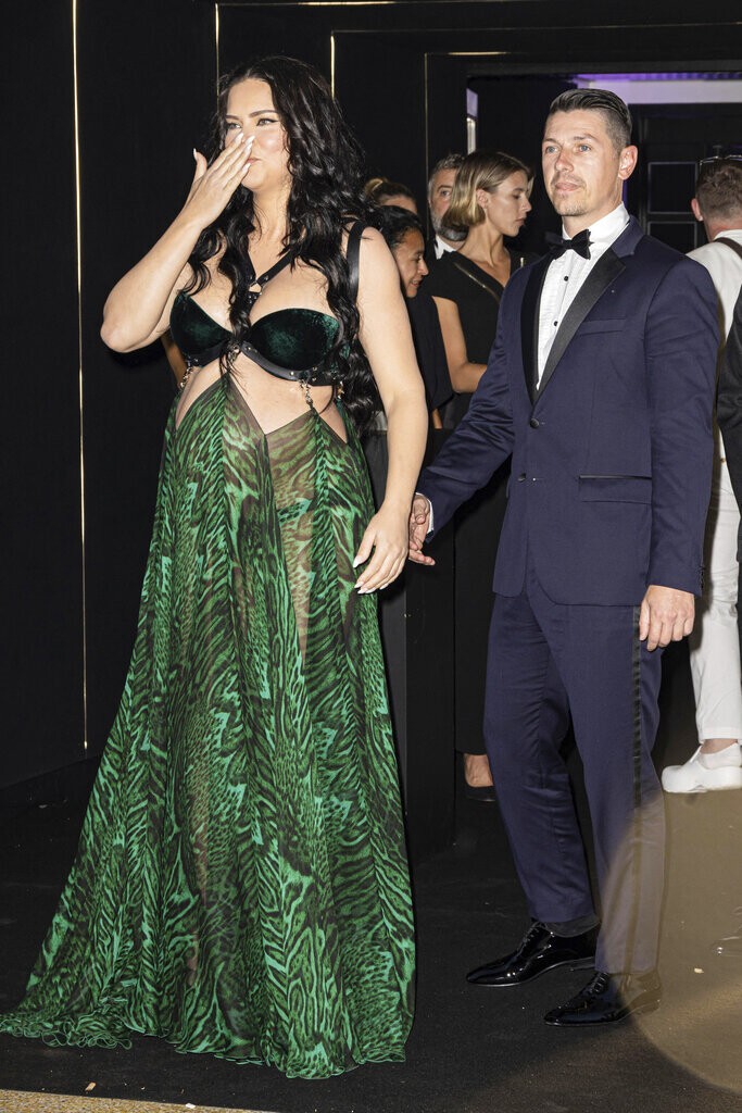 adriana-lima-pregnant-thefappening-cfd-7 adriana lima pregnant thefappening cfd 7