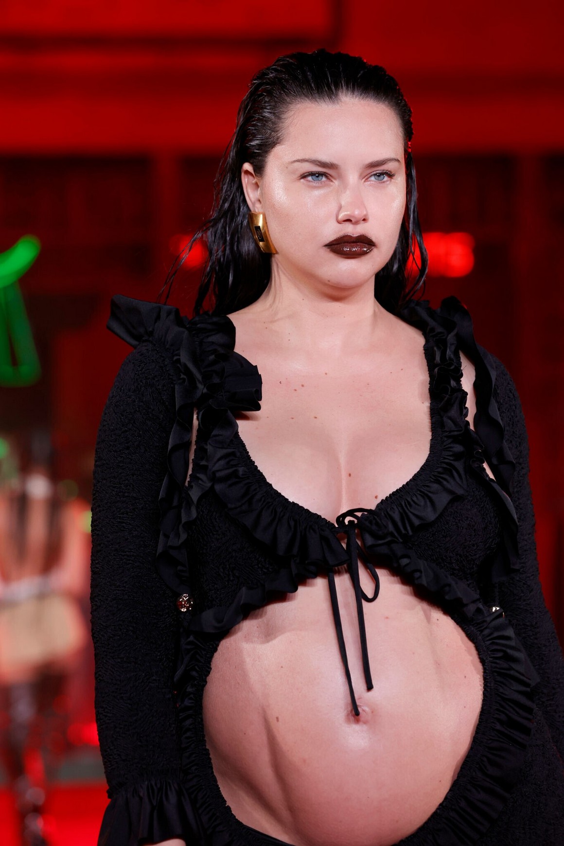 adriana-lima-pregnant-thefappening-pro-2 Adriana Lima Huge Baby Bump