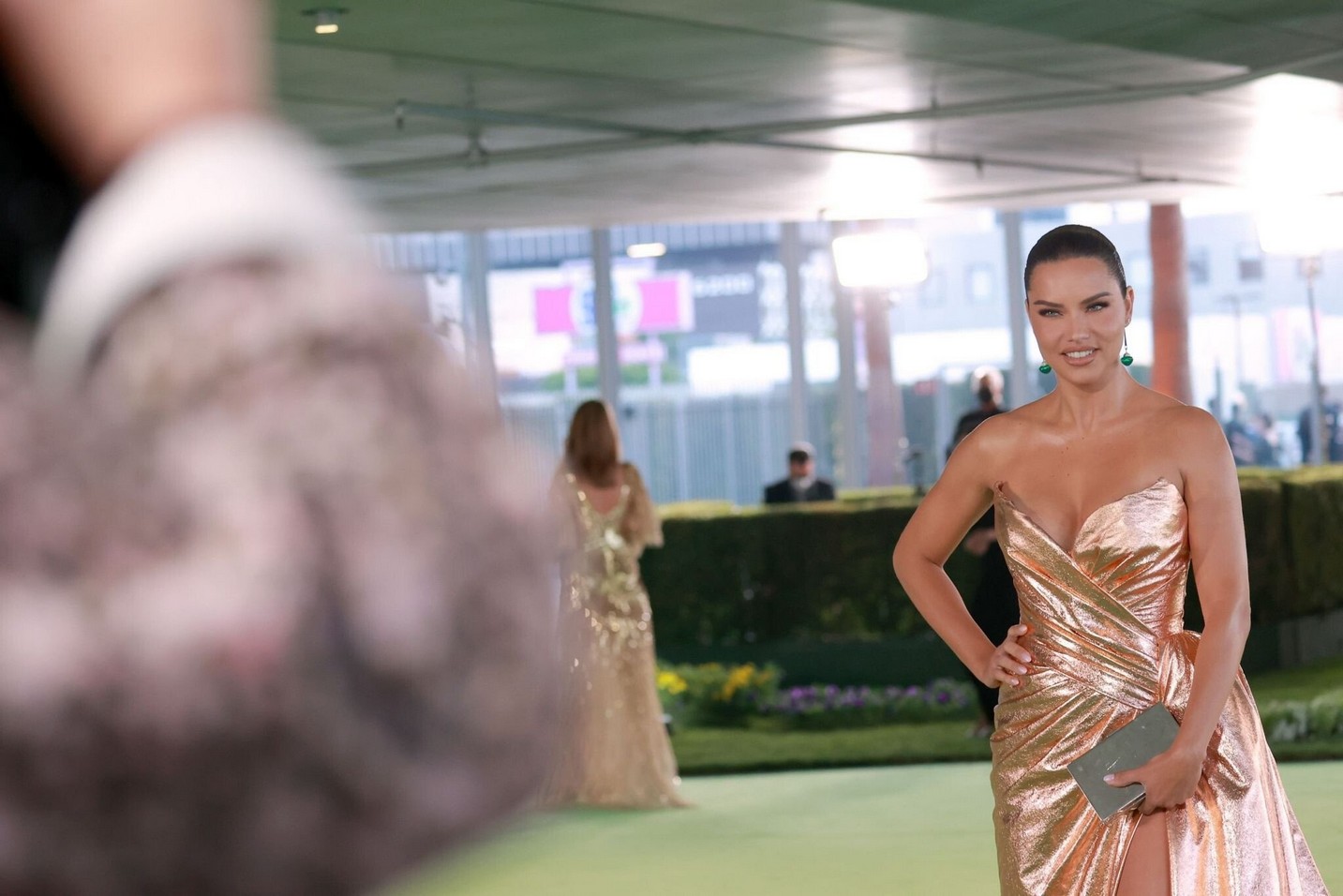 adriana-lima-sexy-in-golden-dress-thefappening-cfd-3 adriana lima sexy in golden dress thefappening cfd 3