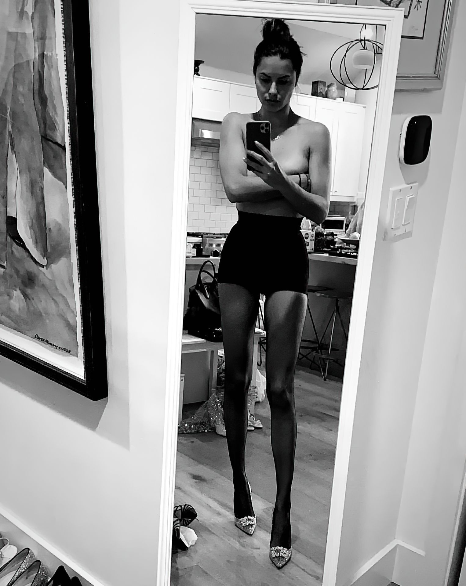 adriana-lima-topless-sexy-thefappening-cfd-12 Adriana Lima Topless