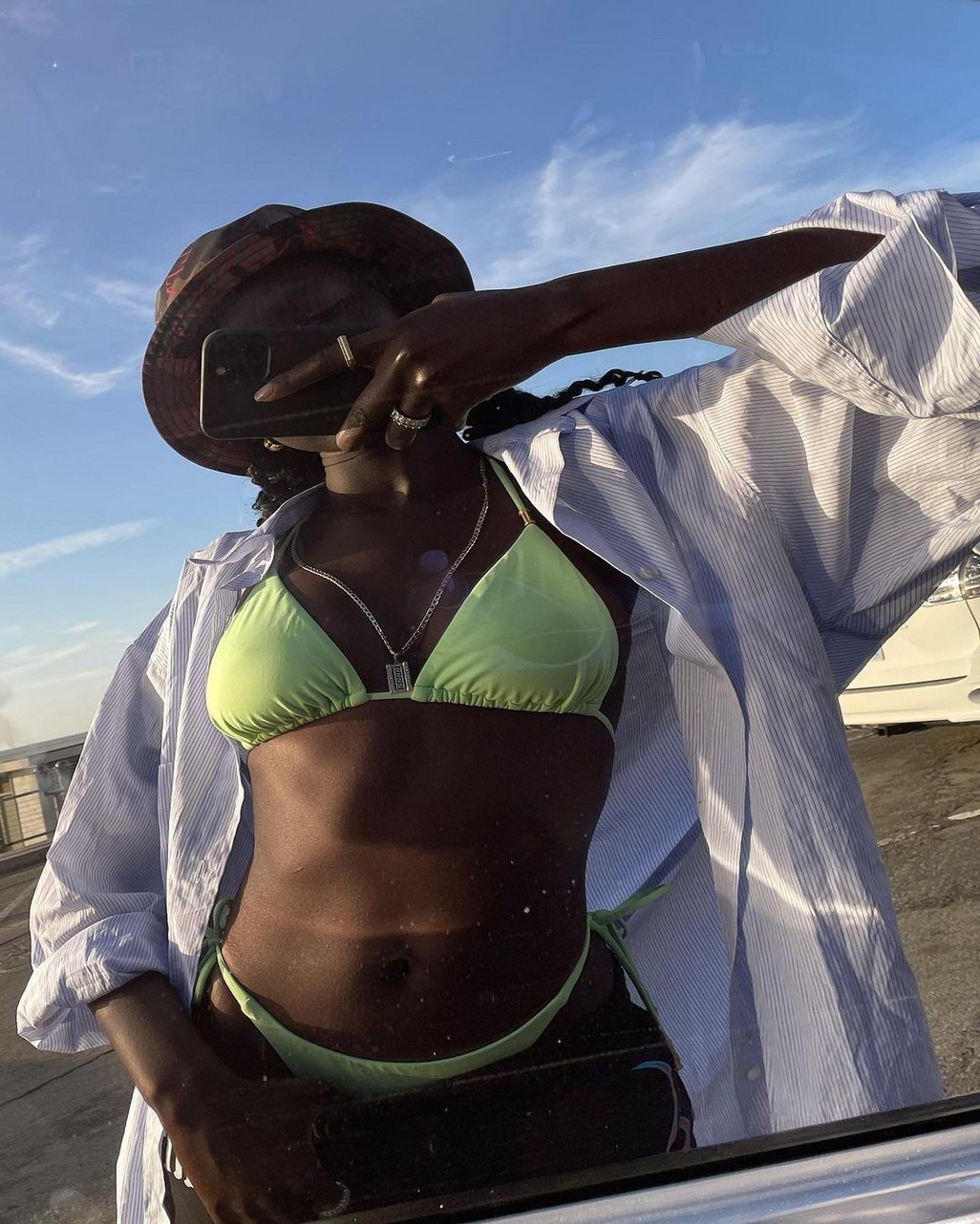 adut-akech-bior-bikini-thefappening-cfd-18 adut akech bior bikini thefappening cfd 18