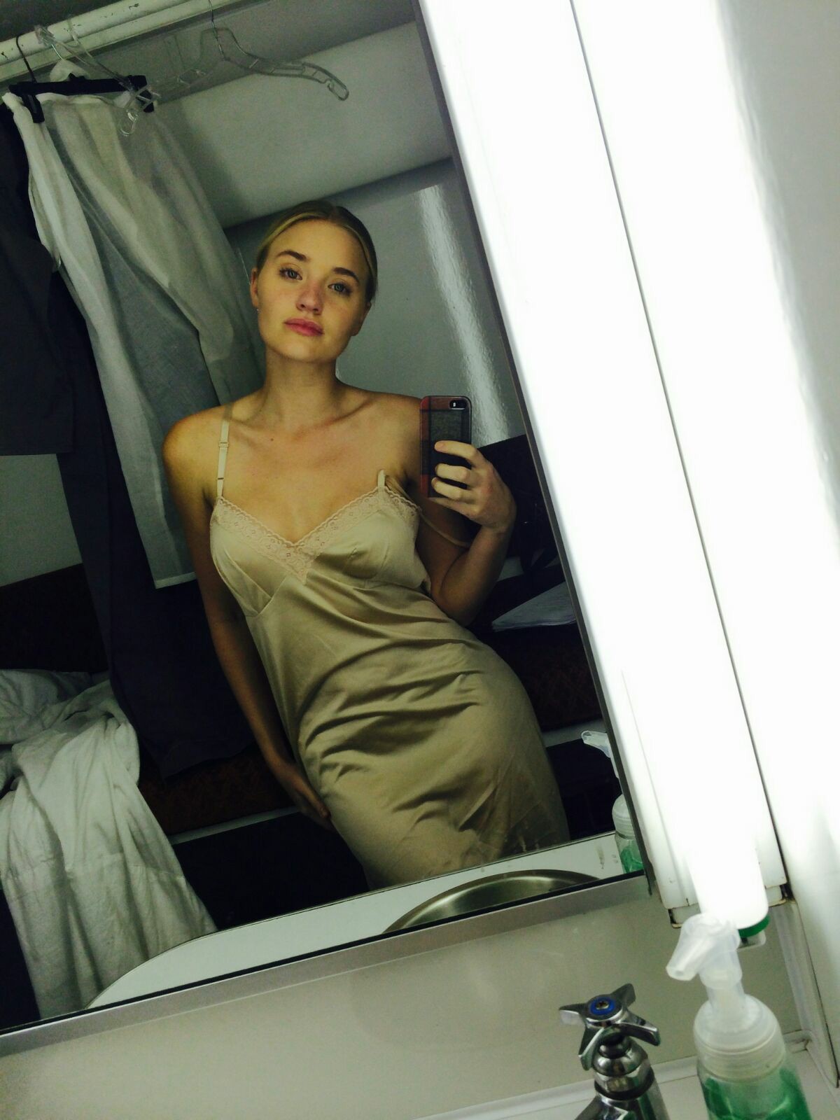 aj-michalka-nude-leaked-fappening-19 AJ-Michalka-Nude-Leaked-Fappening-19