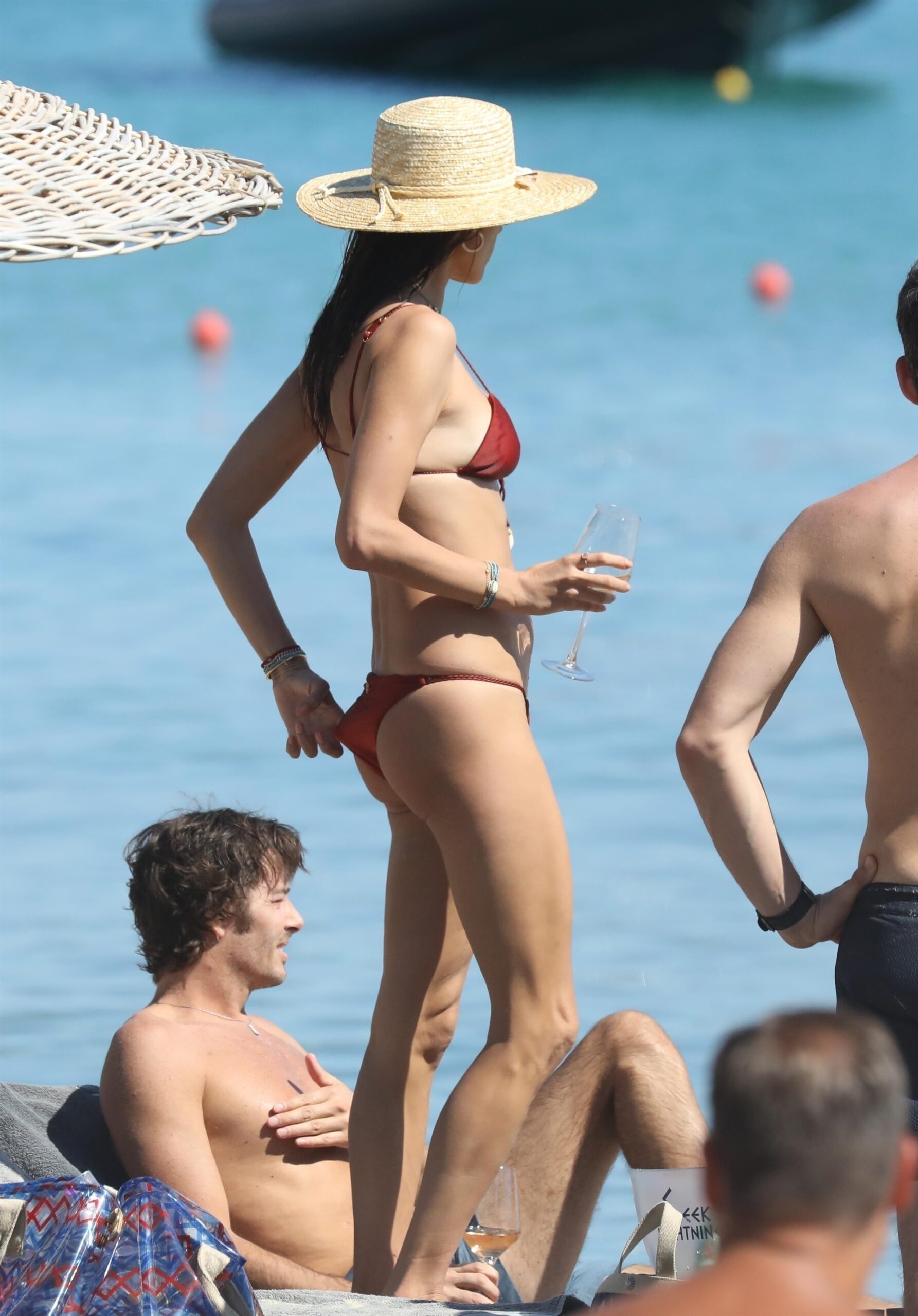 alessandra-ambrosio-sexy-bikini-9 alessandra ambrosio sexy bikini 9 scaled