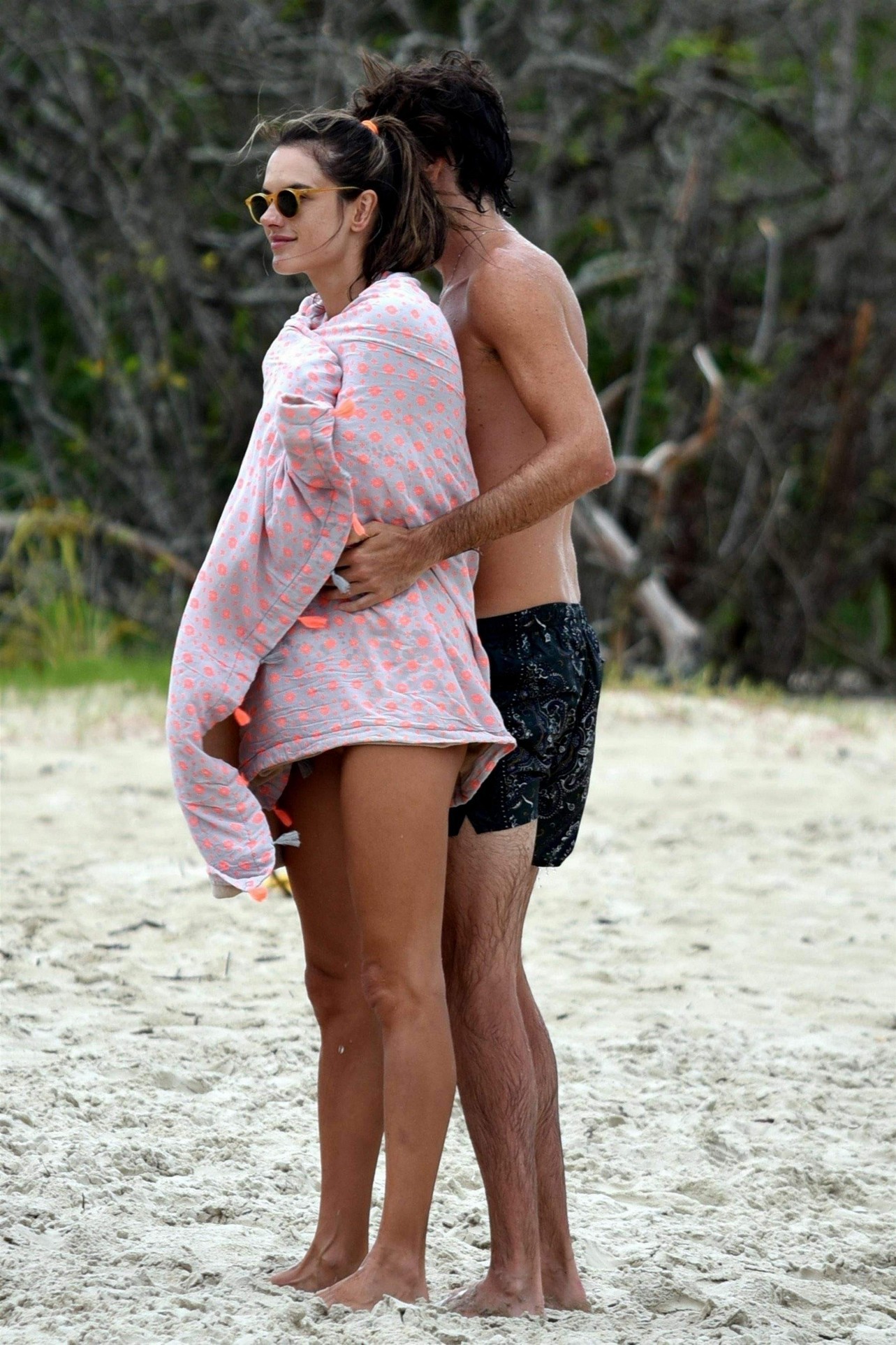 alessandra-ambrosio-sexy-bikini-ass-21 alessandra ambrosio sexy bikini ass 21
