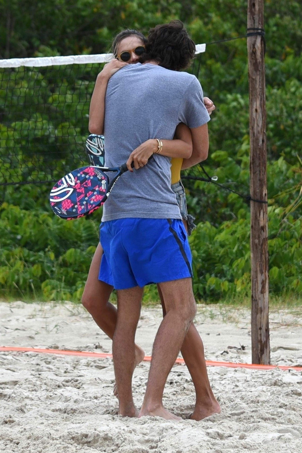 alessandra-ambrosio-sexy-bikini-ass-5 alessandra ambrosio sexy bikini ass 5