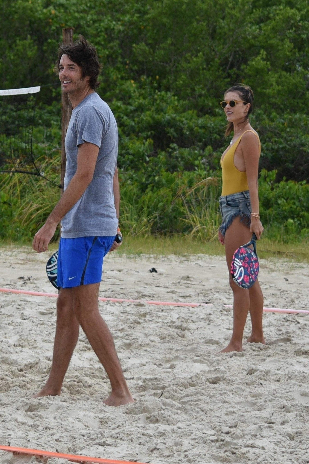 alessandra-ambrosio-sexy-bikini-ass-51 alessandra ambrosio sexy bikini ass 51