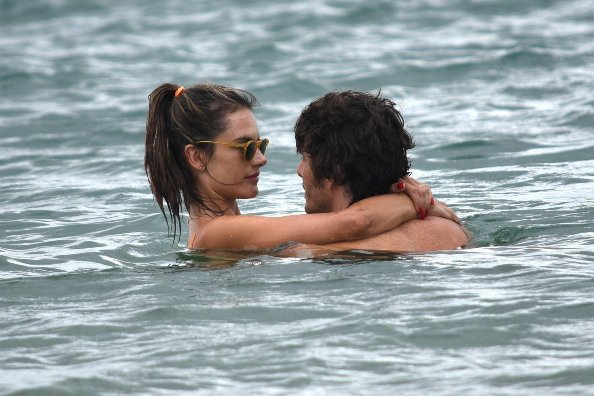 alessandra-ambrosio-sexy-bikini-ass-54 alessandra ambrosio sexy bikini ass 54