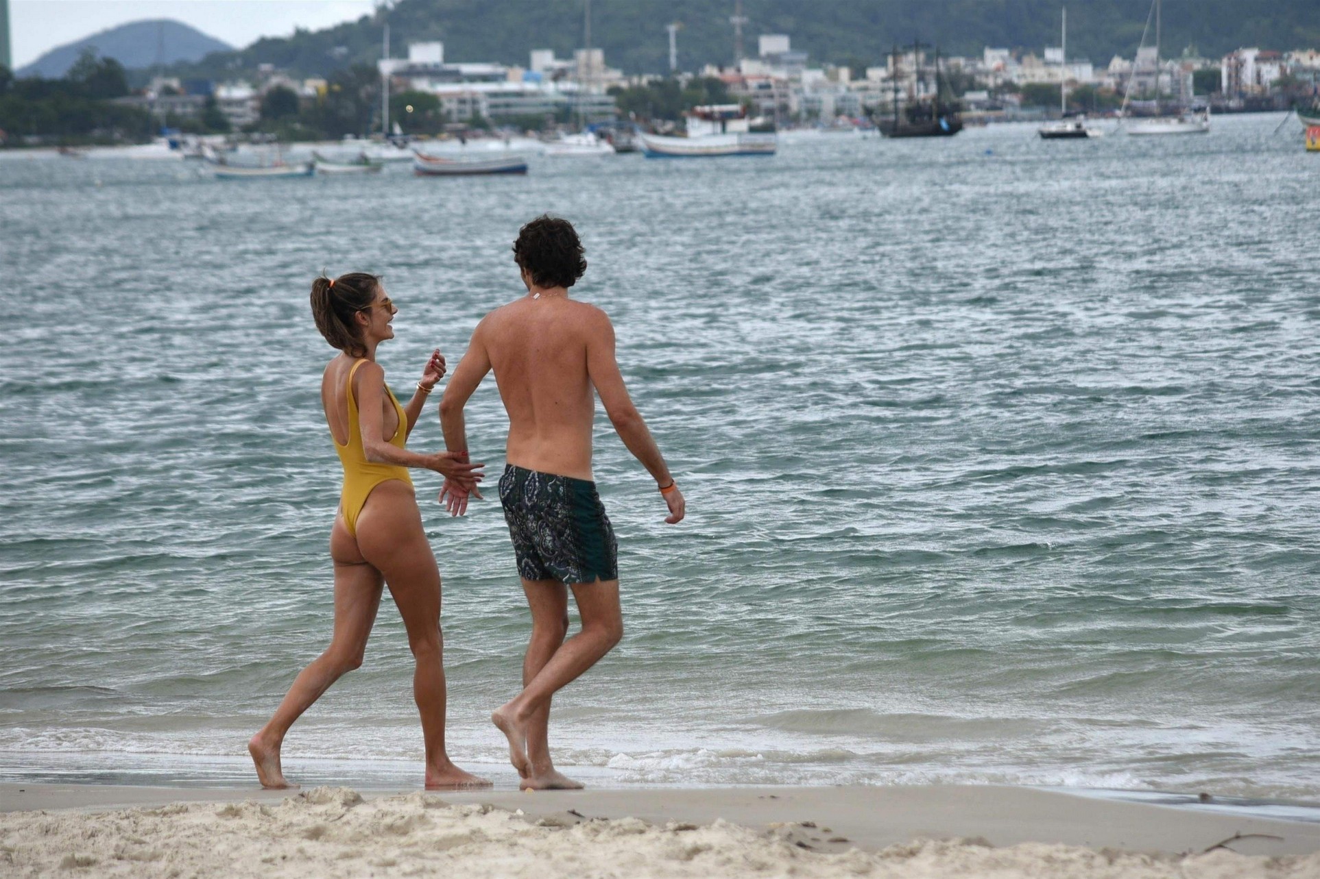 alessandra-ambrosio-sexy-bikini-ass-65 alessandra ambrosio sexy bikini ass 65