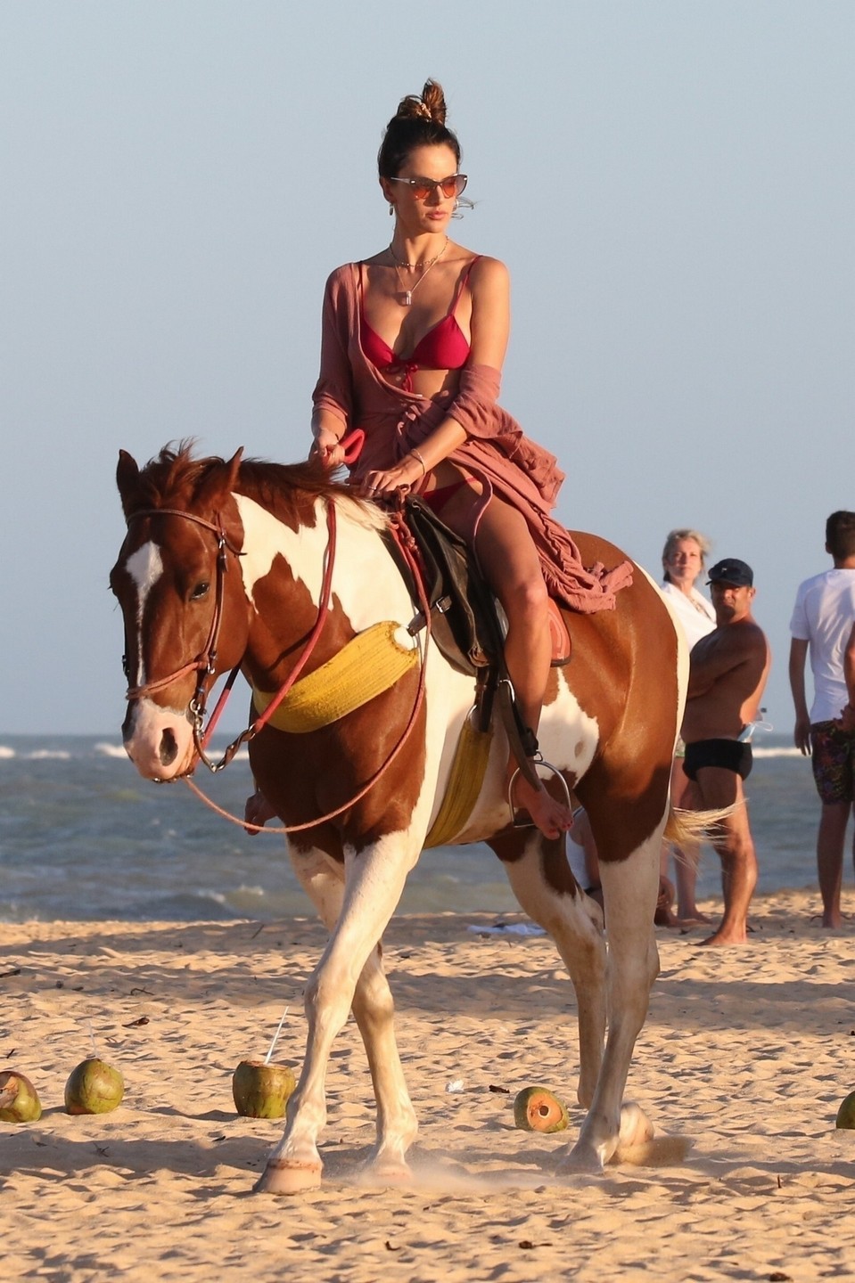 alessandra-ambrosio-sexy-on-a-horse-thefappening-cfd-12 alessandra ambrosio sexy on a horse thefappening cfd 12