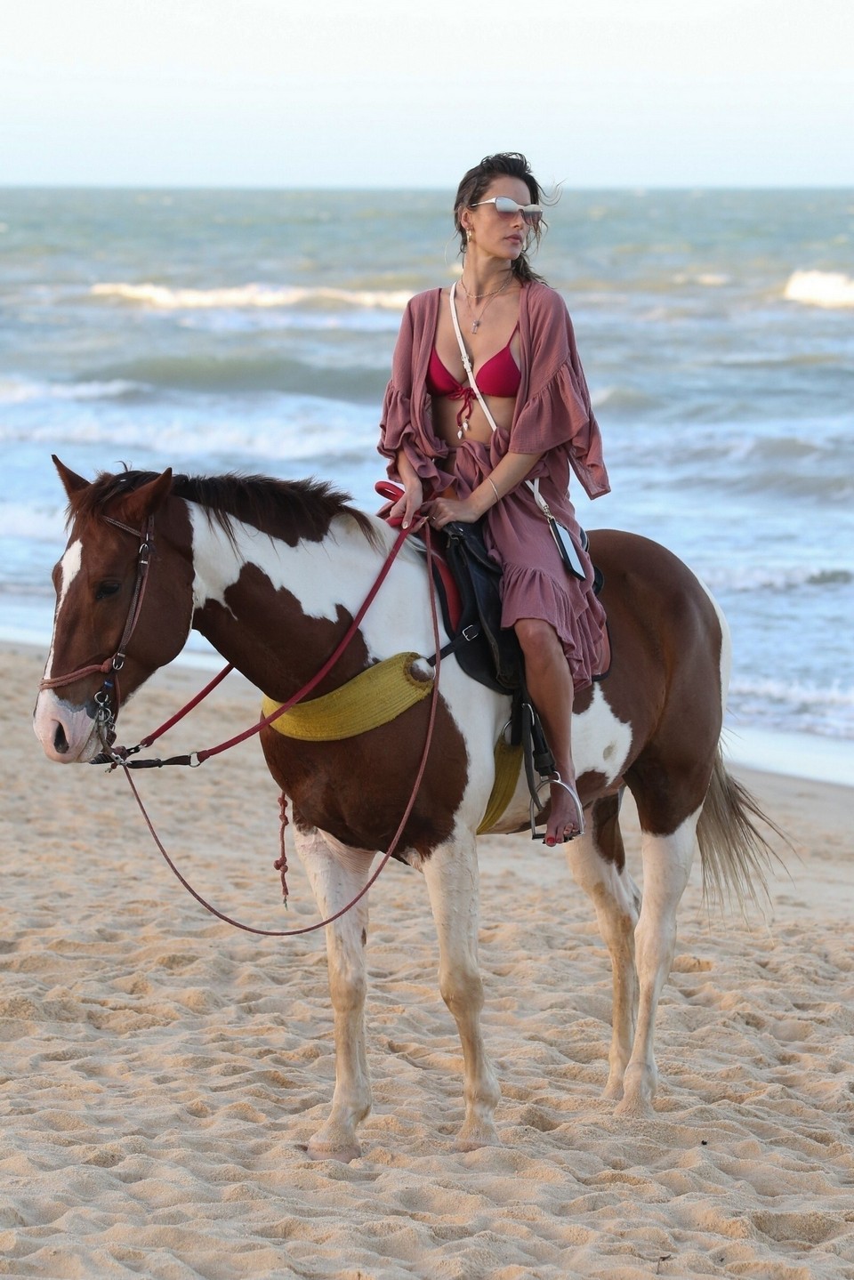 alessandra-ambrosio-sexy-on-a-horse-thefappening-cfd-26 Alessandra Ambrosio Fappening