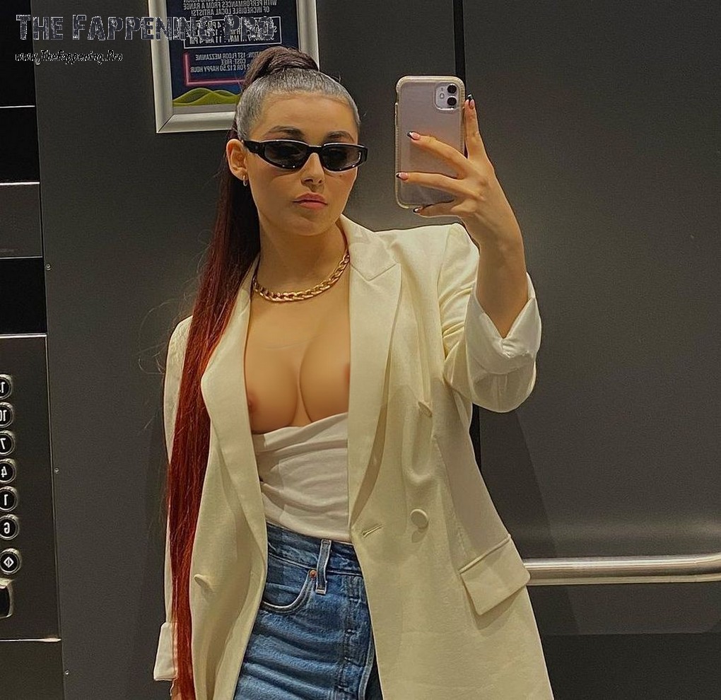 alessandra-mele-nude-thefappening-cfd-6 Alessandra Mele Topless