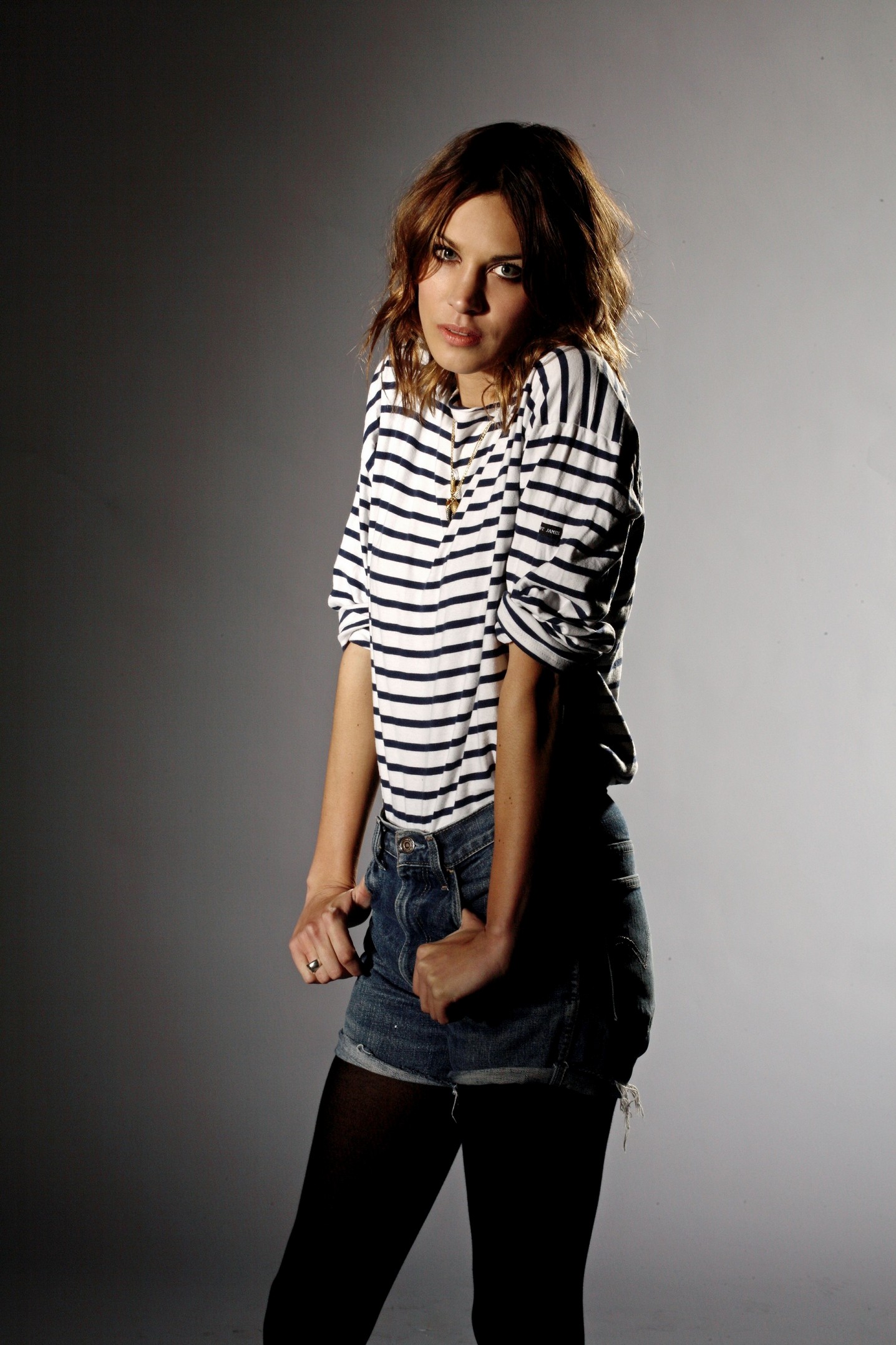 alexa-chung-sexy-19 alexa chung sexy 19