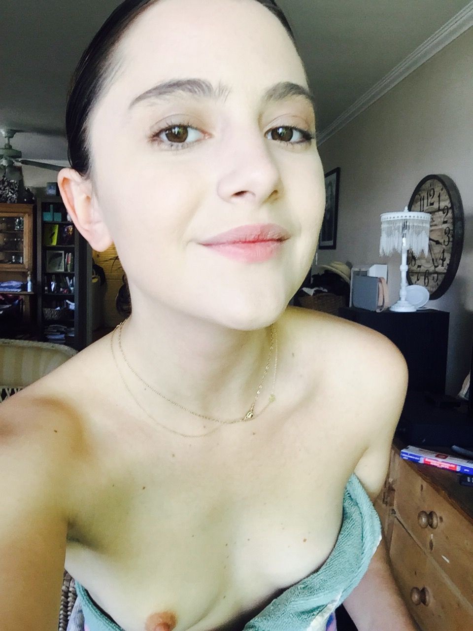 alexa-nikolas-nude-34-fappening-2017 Alexa-Nikolas-Nude-34-Fappening-2017