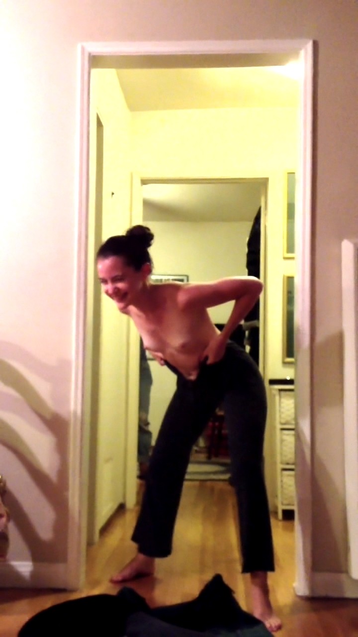 alexa-nikolas-video-nude-4-1 alexa nikolas video nude 4 1