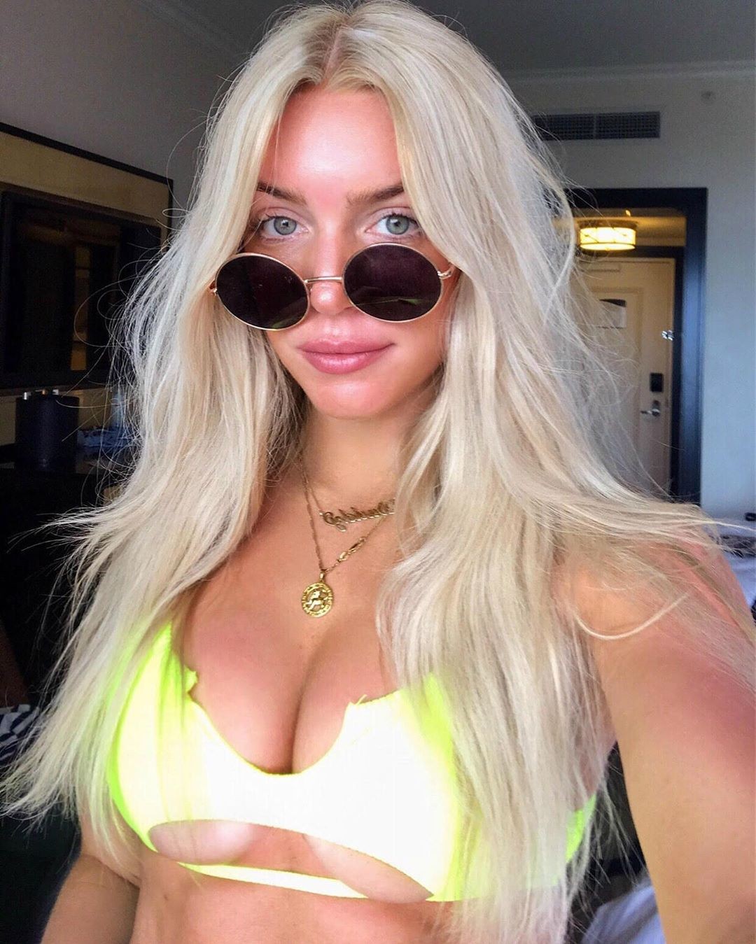 alexandra-cooper-sexy-2020-thefappening-cfd-32 alexandra cooper sexy 2020 thefappening cfd 32