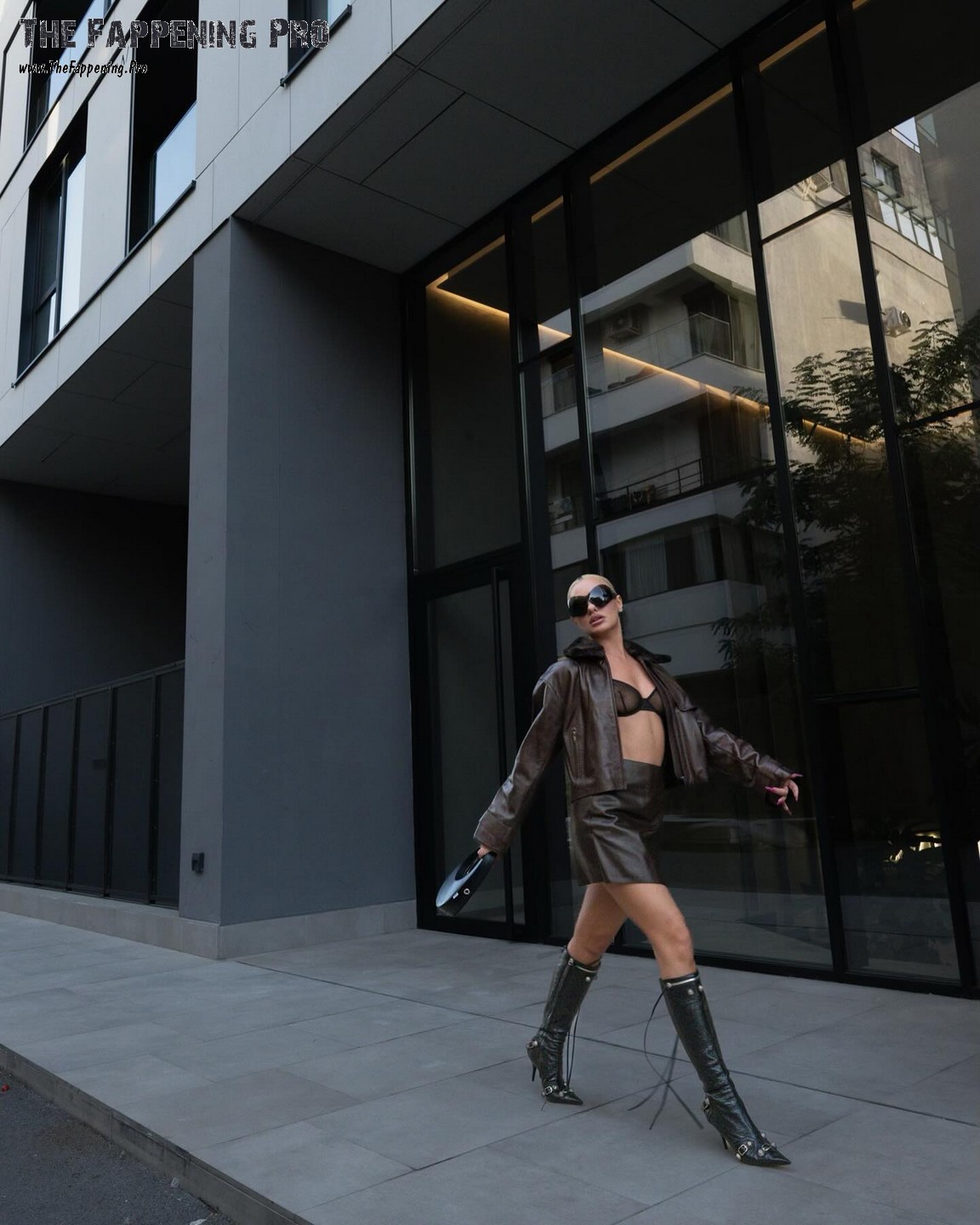 alexandra-stan-braless-thefappening-cfd-11 alexandra stan braless thefappening cfd 11