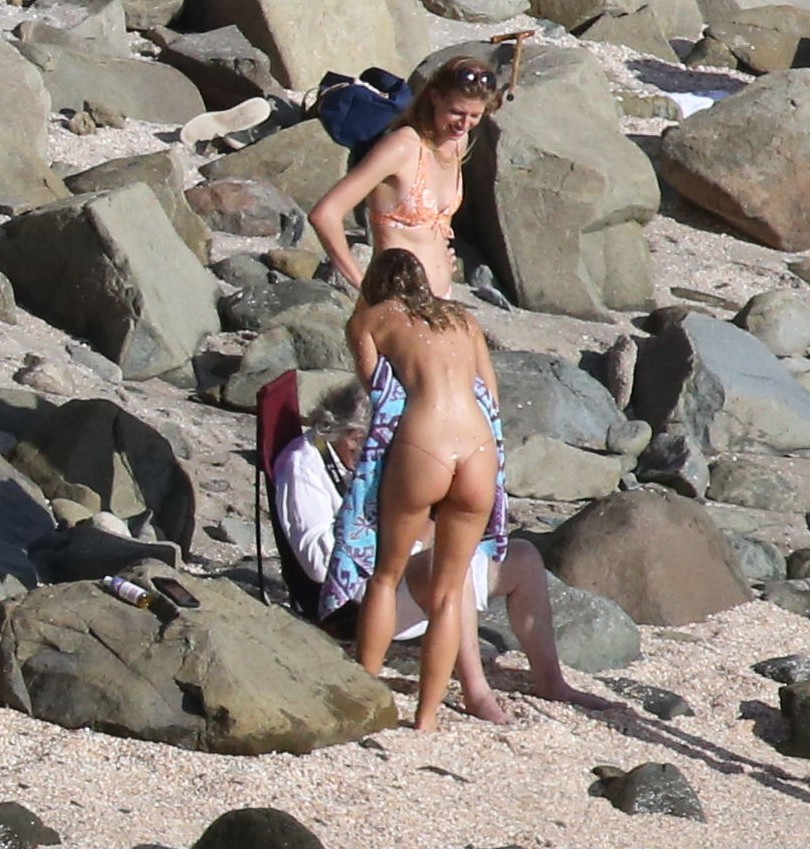 alexis-ren-nude-by-marco-glaviano-bts-thefappening-cfd-19 alexis ren nude by marco glaviano bts thefappening cfd 19